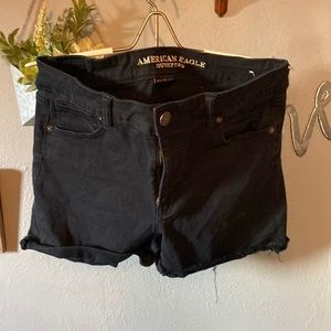 American Eagle  hi-rise shortie